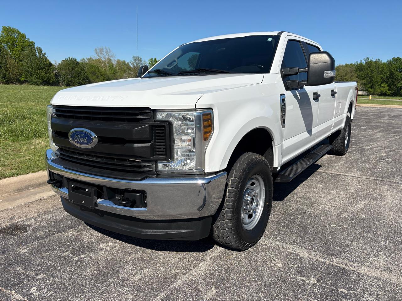 2019 Ford Super Duty F-250 SRW XL 4WD Crew Cab 8' Box