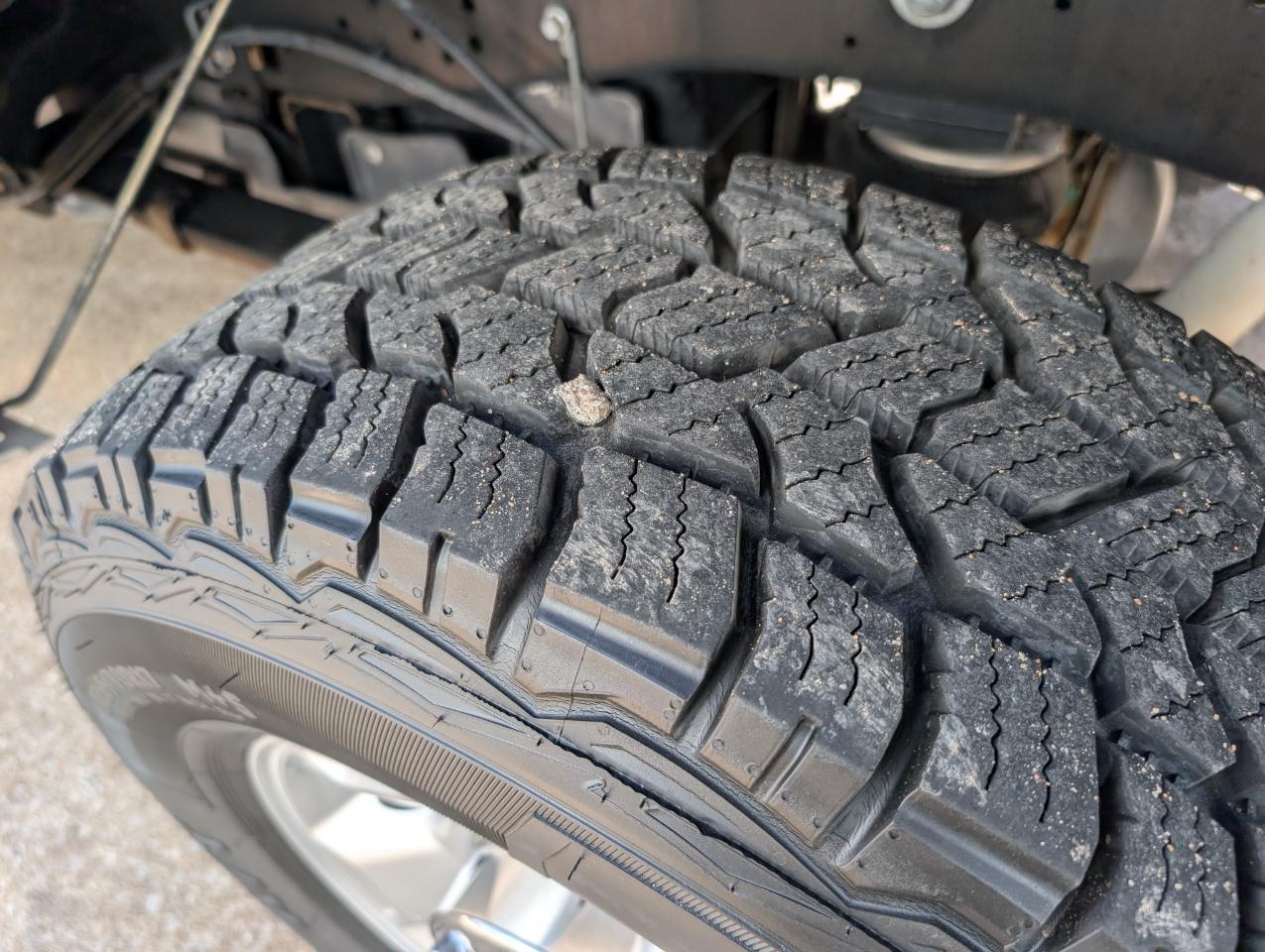 Ford Super Duty F-250 SRW 4WD Crew Cab 156" XLT 2012