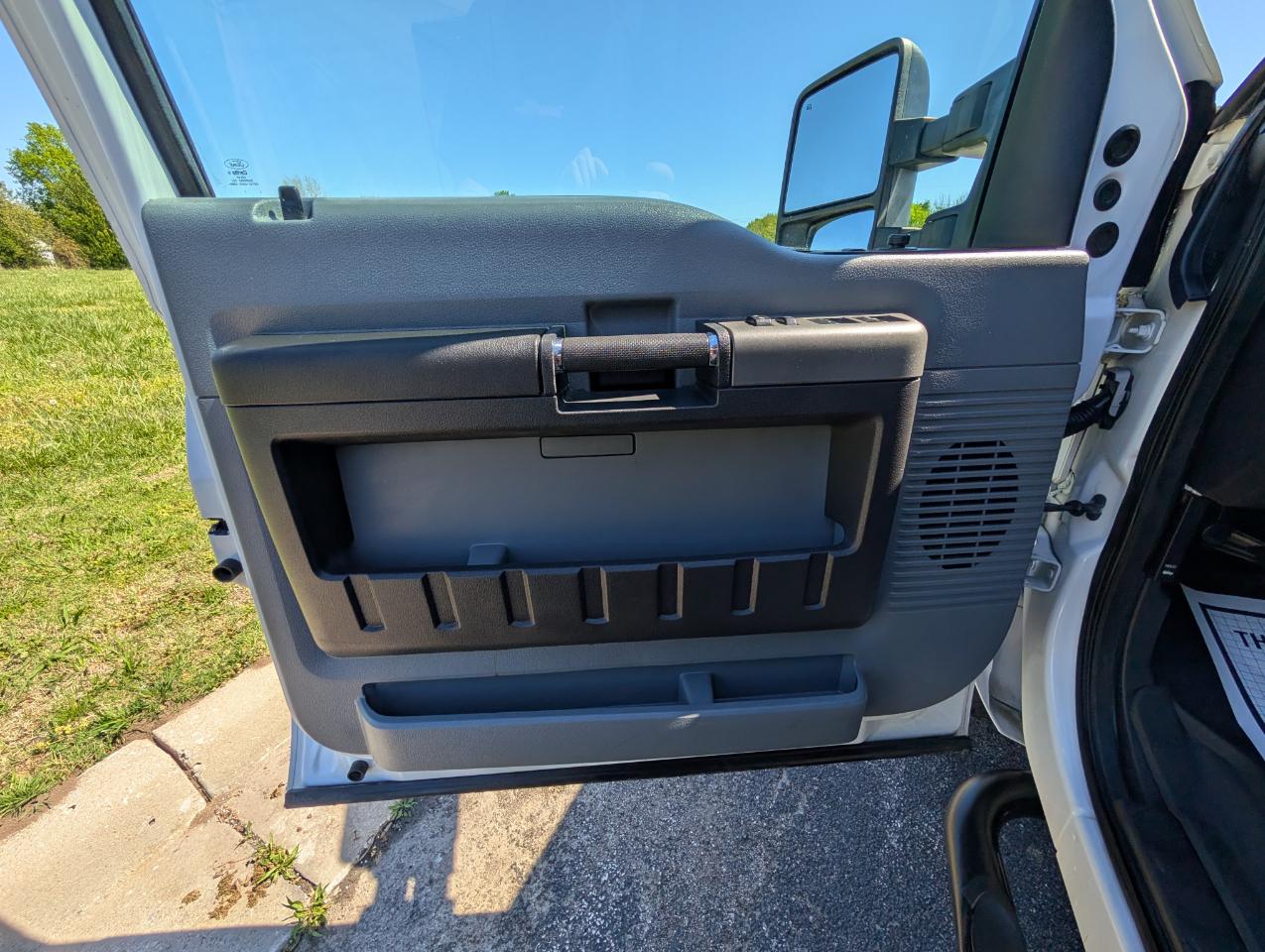 Ford Super Duty F-250 SRW 4WD Crew Cab 156" XLT 2012