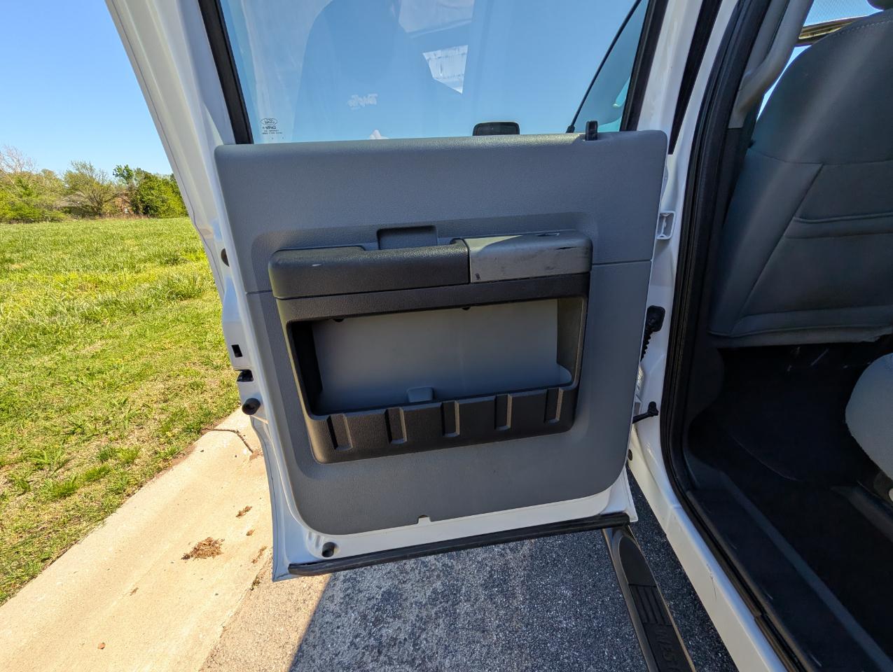 Ford Super Duty F-250 SRW 4WD Crew Cab 156" XLT 2012