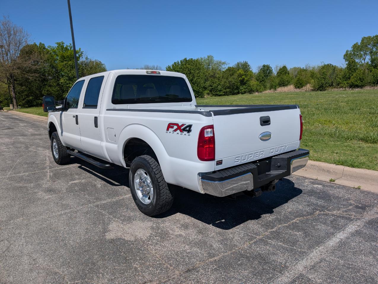 Ford Super Duty F-250 SRW 4WD Crew Cab 156" XLT 2012