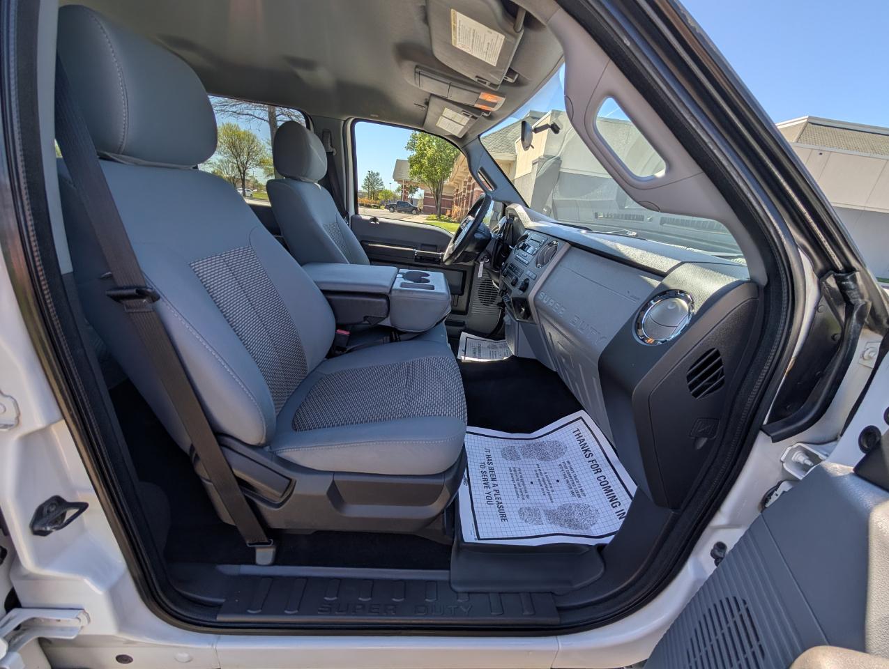 Ford Super Duty F-250 SRW 4WD Crew Cab 156" XLT 2012