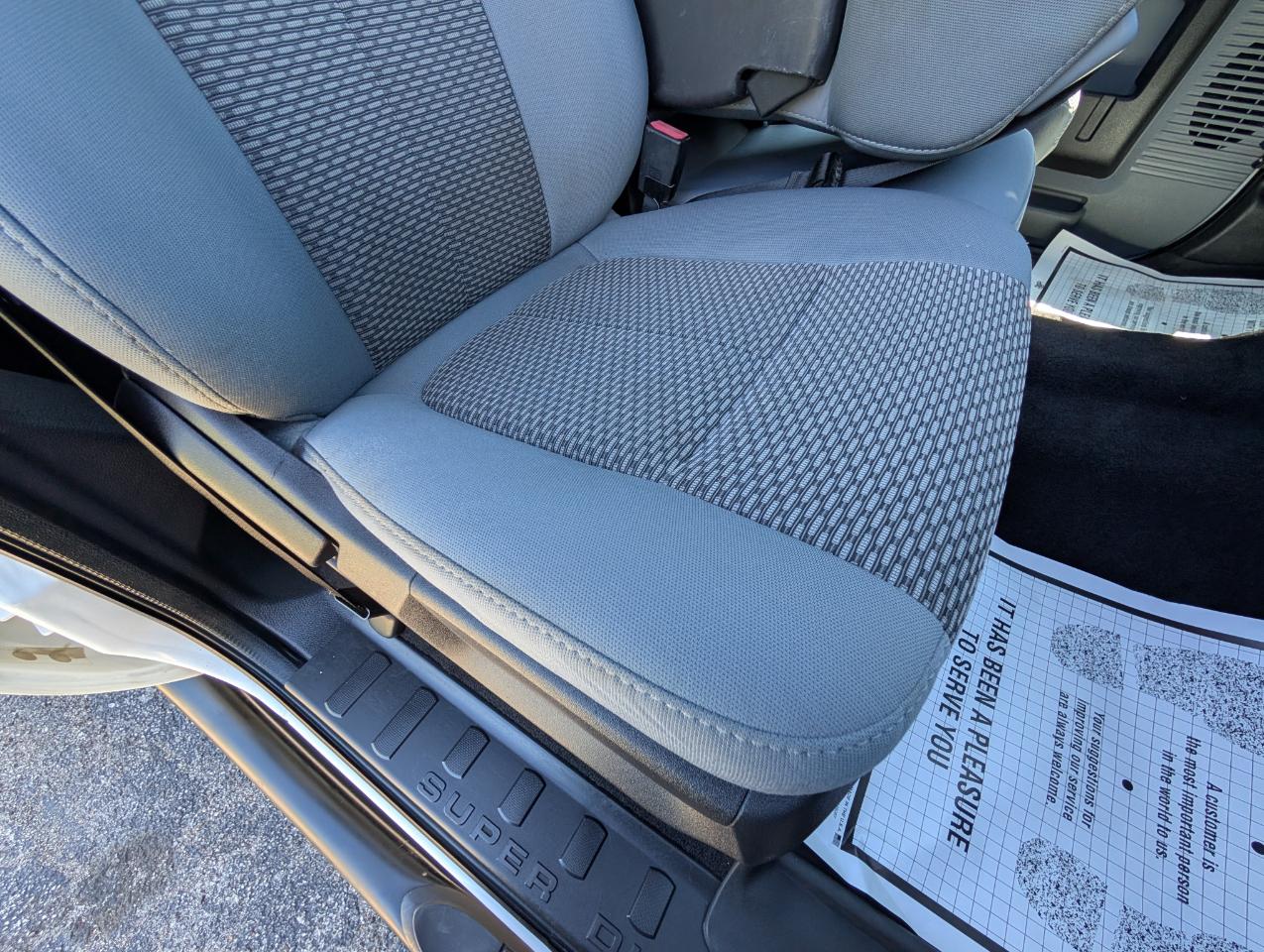 Ford Super Duty F-250 SRW 4WD Crew Cab 156" XLT 2012