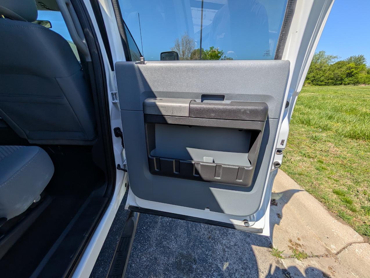 Ford Super Duty F-250 SRW 4WD Crew Cab 156" XLT 2012