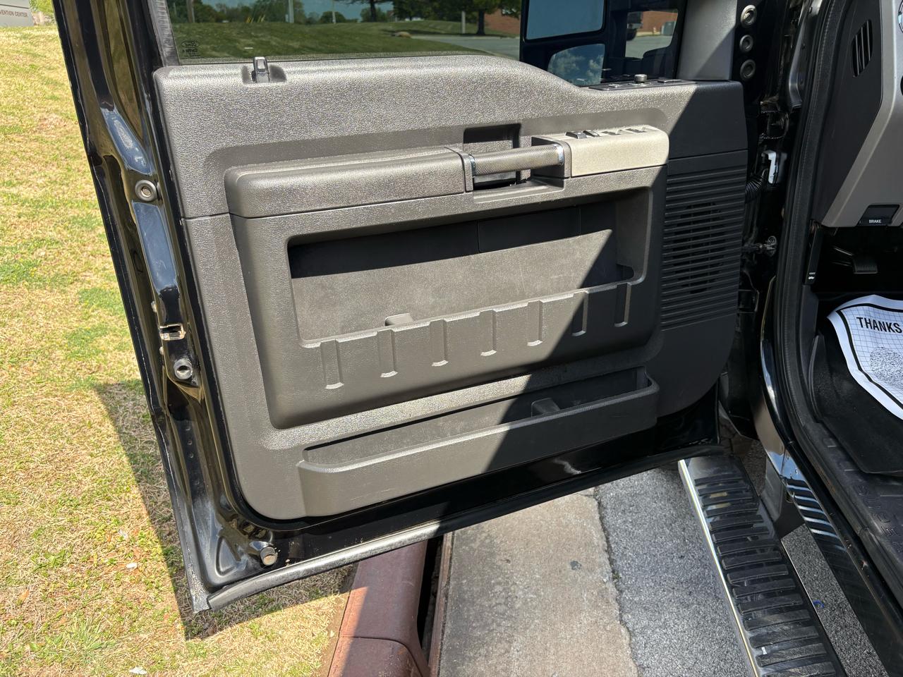 Ford Super Duty F-250 SRW 4WD Crew Cab 172" Lariat 2016