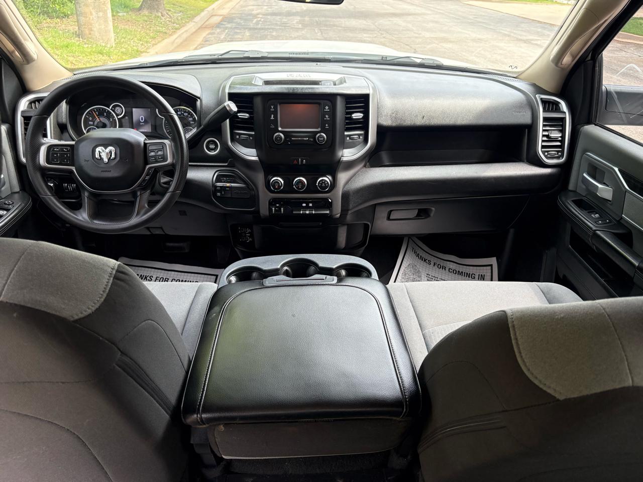 RAM 2500 Big Horn 4x4 Crew Cab 8' Box 2019