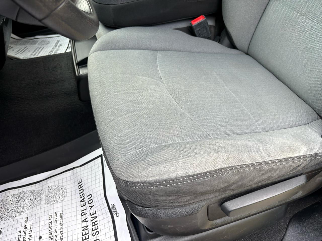 RAM 2500 Big Horn 4x4 Crew Cab 8' Box 2019