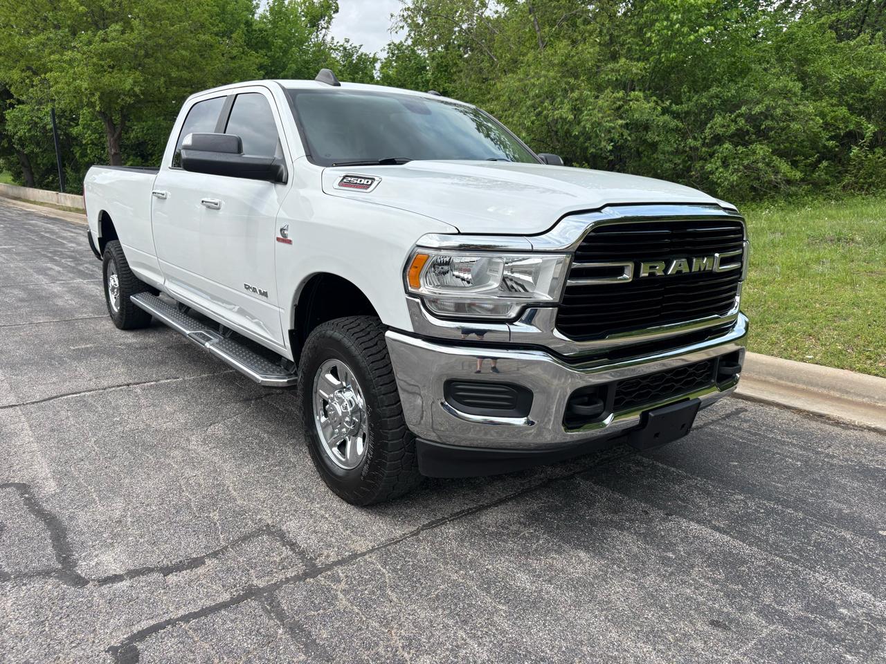 RAM 2500 Big Horn 4x4 Crew Cab 8' Box 2019