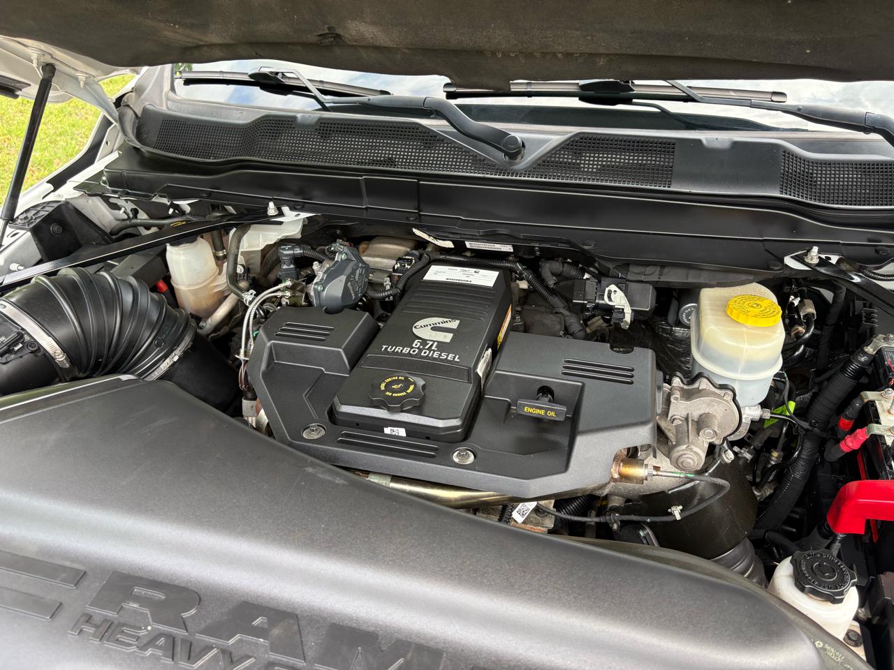 RAM 2500 Big Horn 4x4 Crew Cab 8' Box 2019