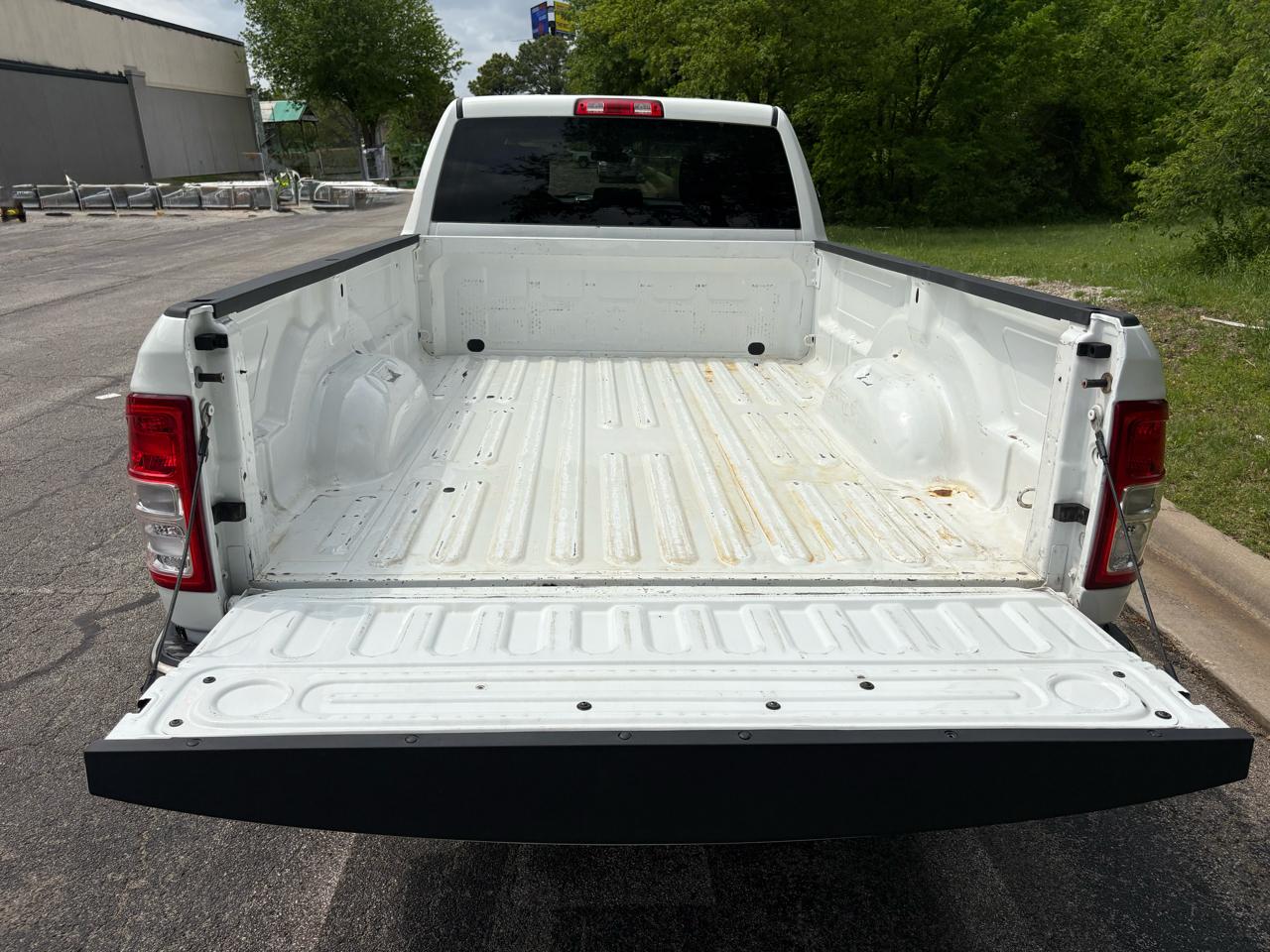 RAM 2500 Big Horn 4x4 Crew Cab 8' Box 2019