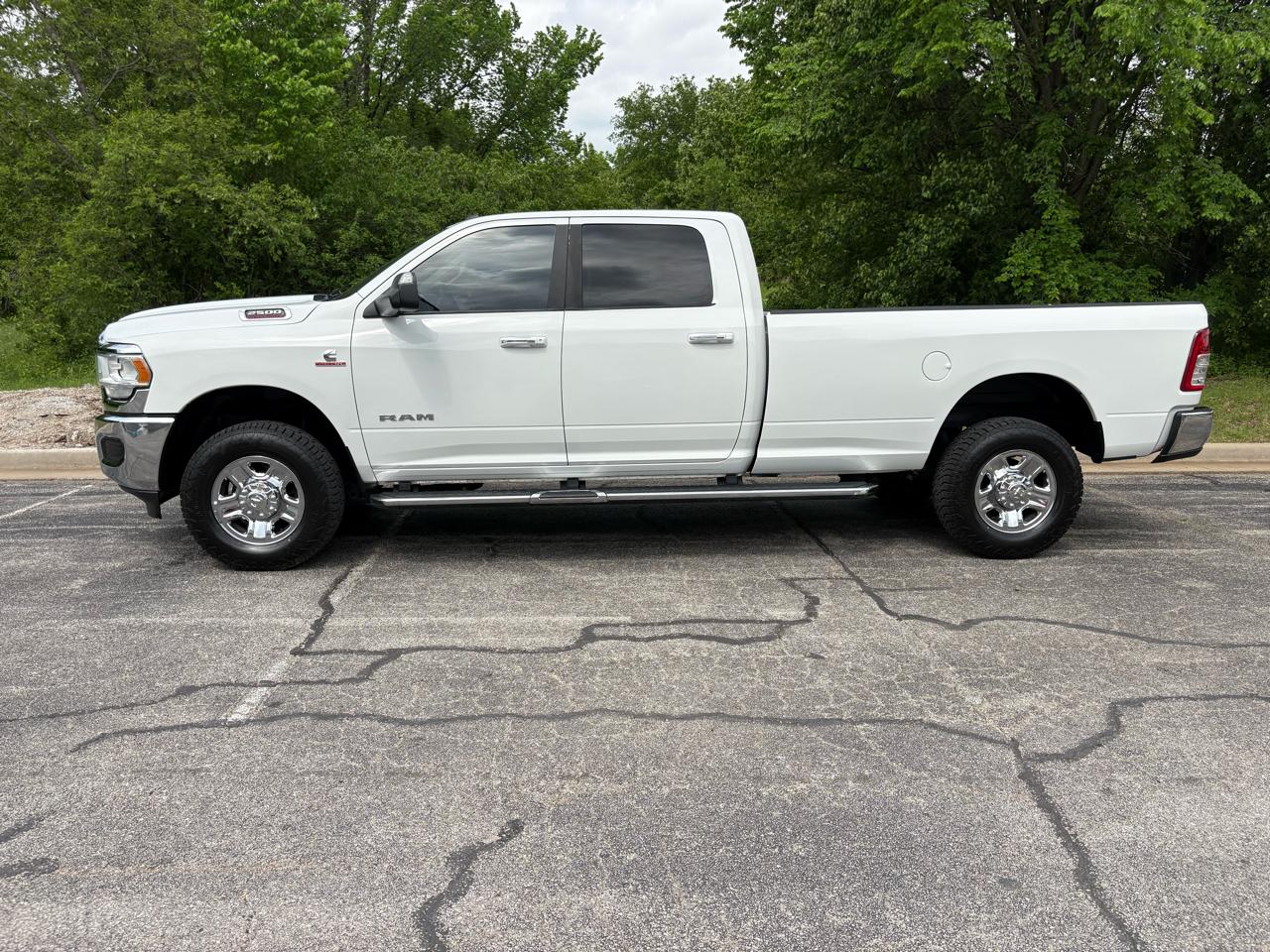 RAM 2500 Big Horn 4x4 Crew Cab 8' Box 2019