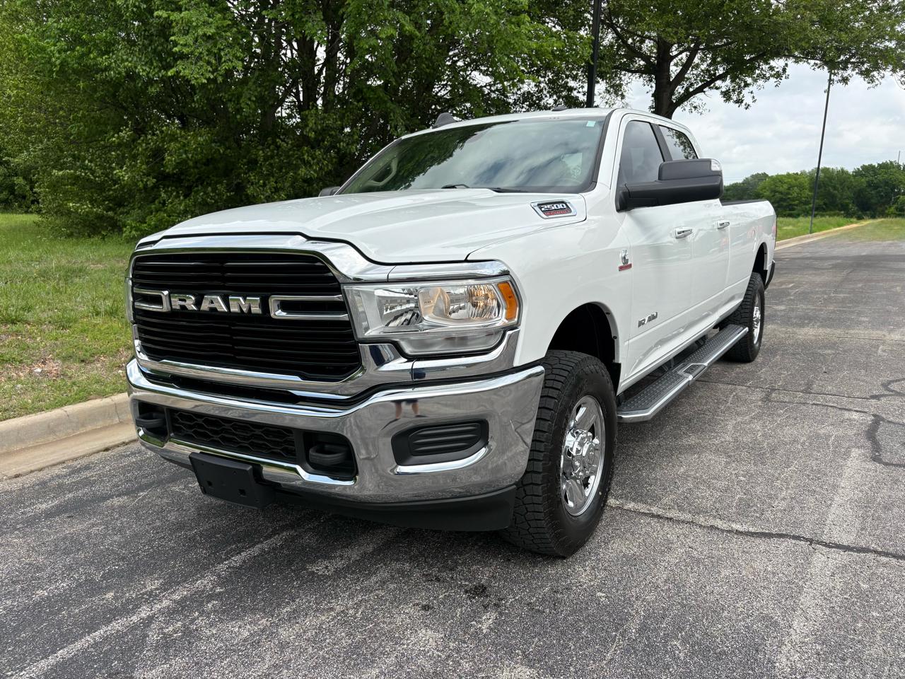 RAM 2500 Big Horn 4x4 Crew Cab 8' Box 2019
