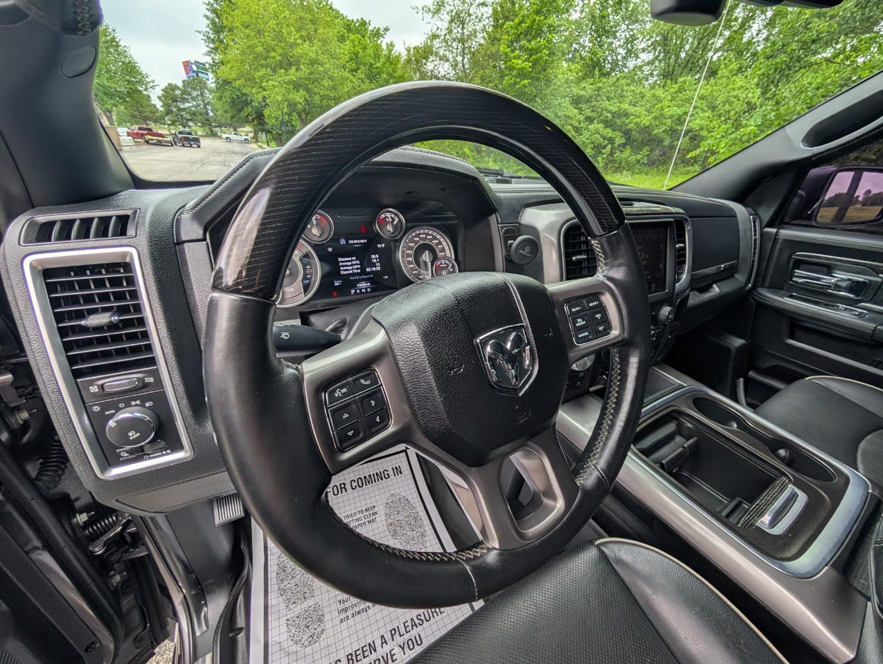 RAM 1500 4WD Crew Cab 140.5" Longhorn Limited 2016