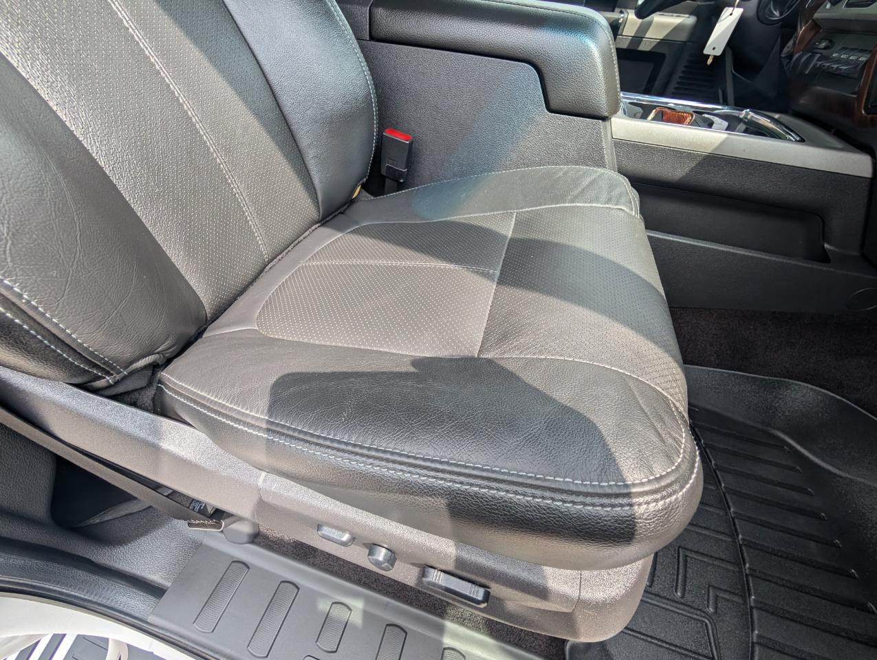 Ford Super Duty F-250 SRW 4WD Crew Cab 156" Lariat 2014