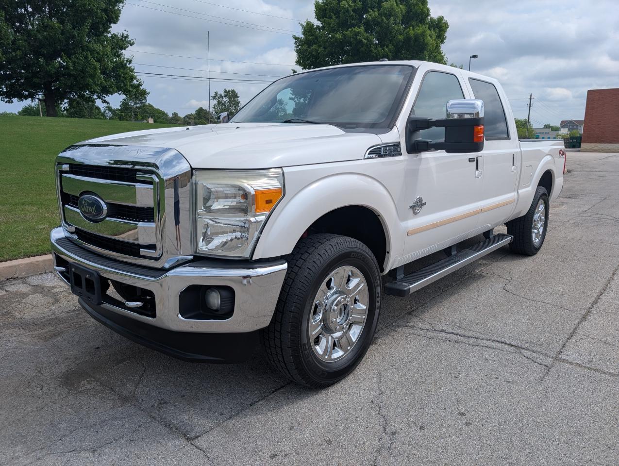 Ford Super Duty F-250 SRW 4WD Crew Cab 156" Lariat 2014