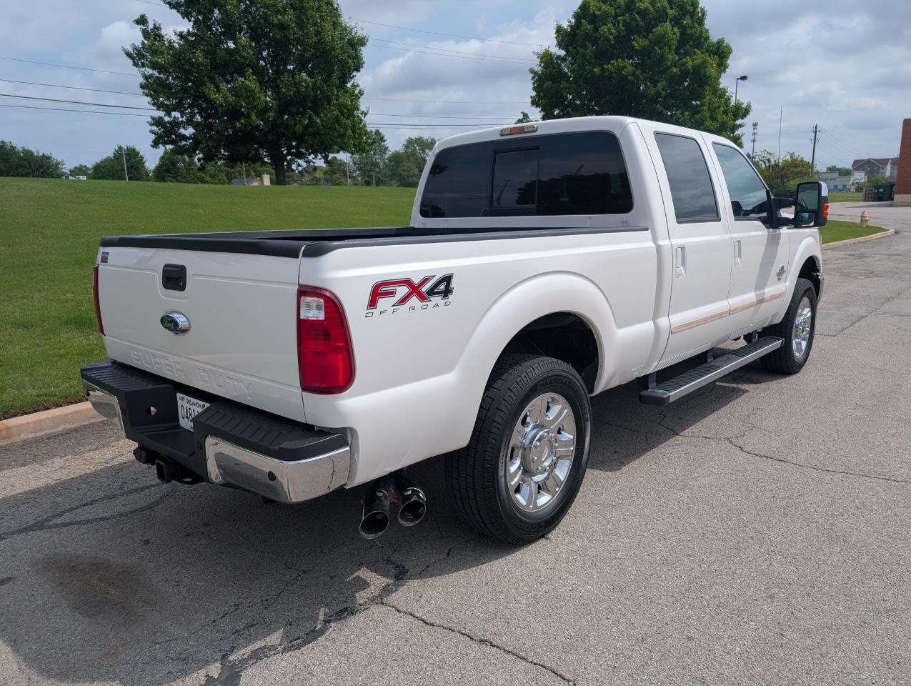 Ford Super Duty F-250 SRW 4WD Crew Cab 156" Lariat 2014