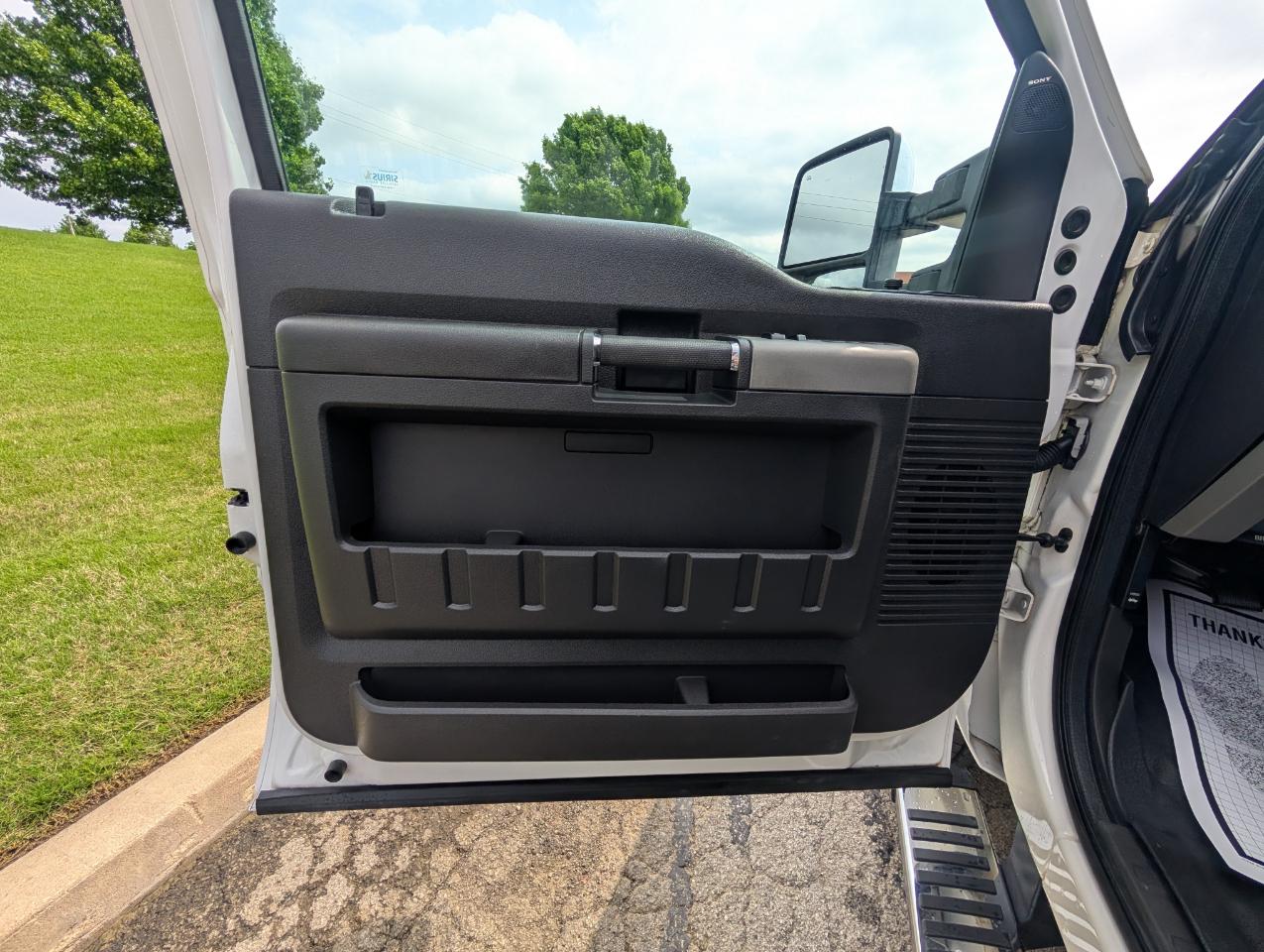 Ford Super Duty F-250 SRW 4WD Crew Cab 156" Lariat 2014