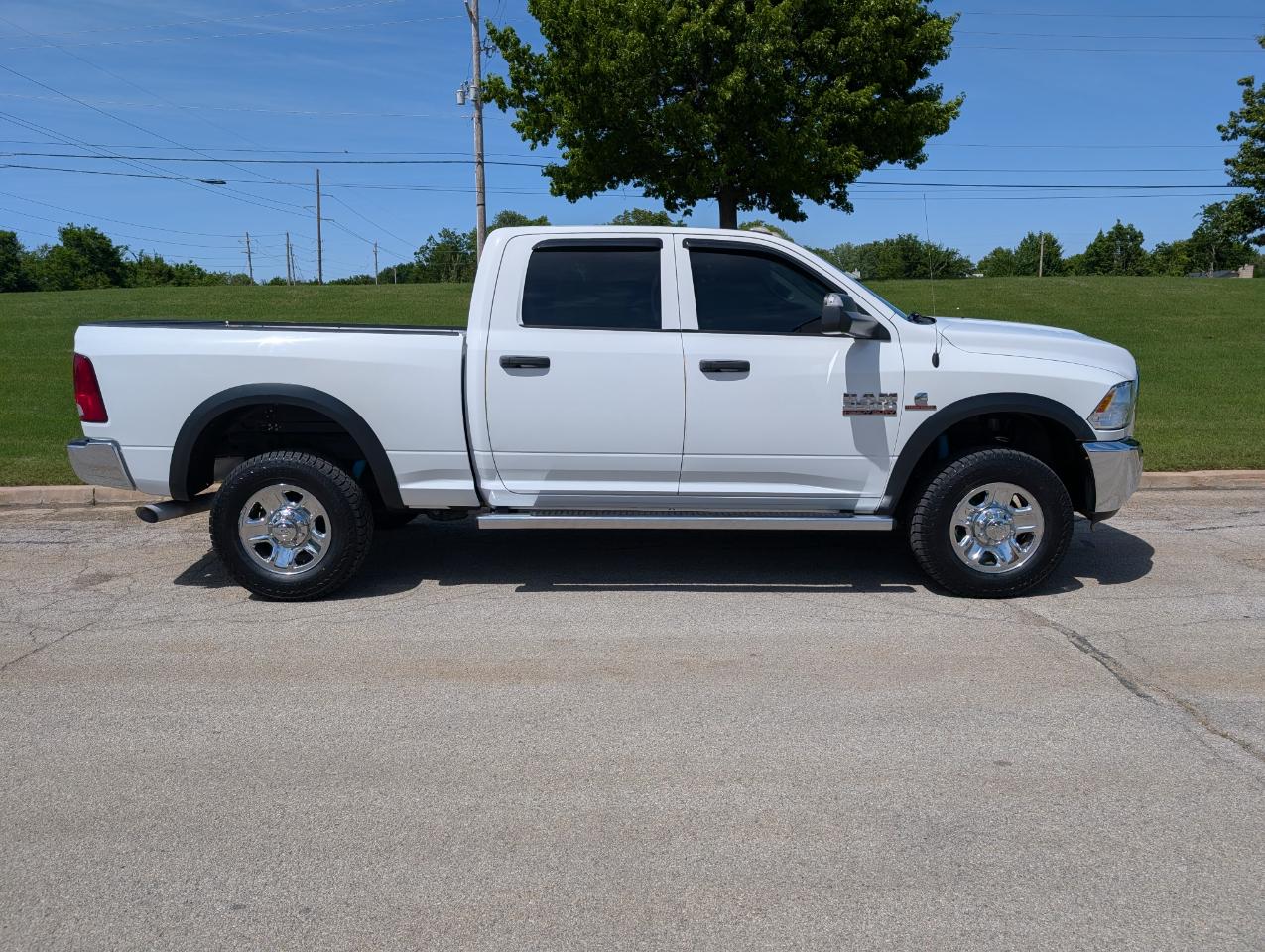 RAM 2500 Tradesman 4x4 Crew Cab 6'4" Box 2018