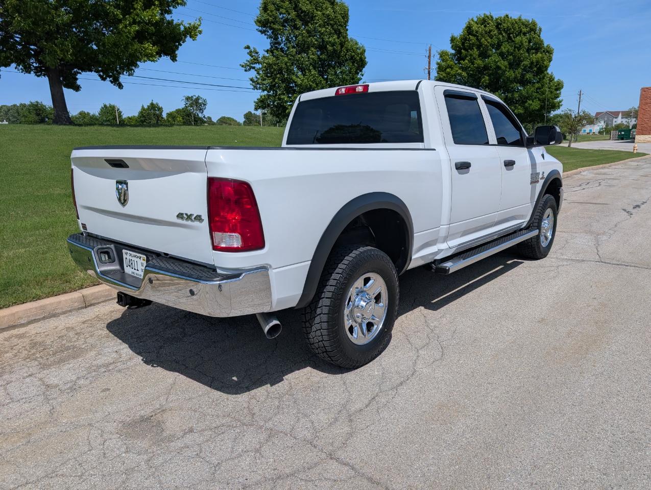 RAM 2500 Tradesman 4x4 Crew Cab 6'4" Box 2018
