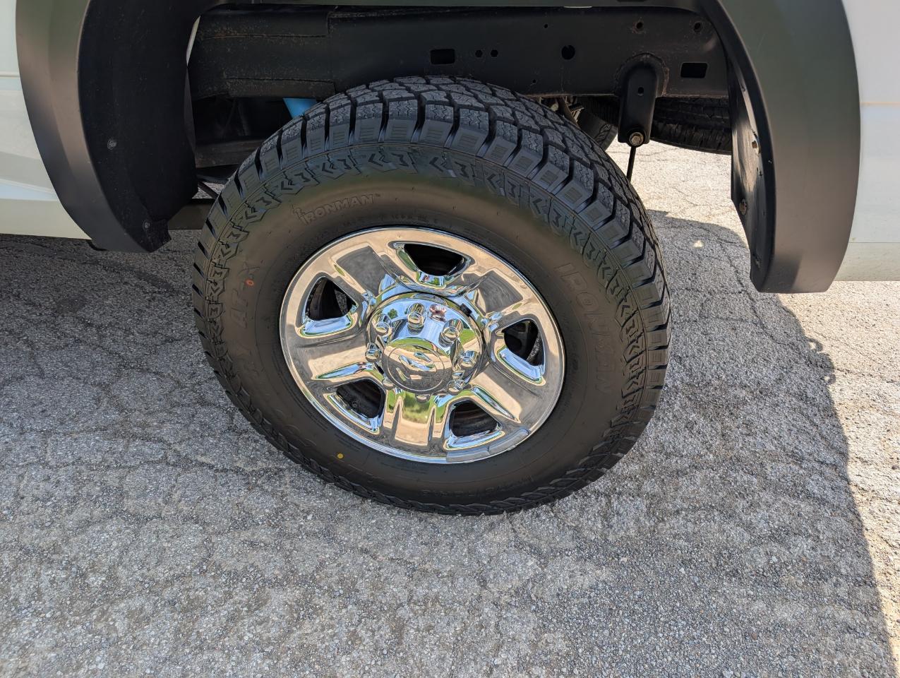 RAM 2500 Tradesman 4x4 Crew Cab 6'4" Box 2018