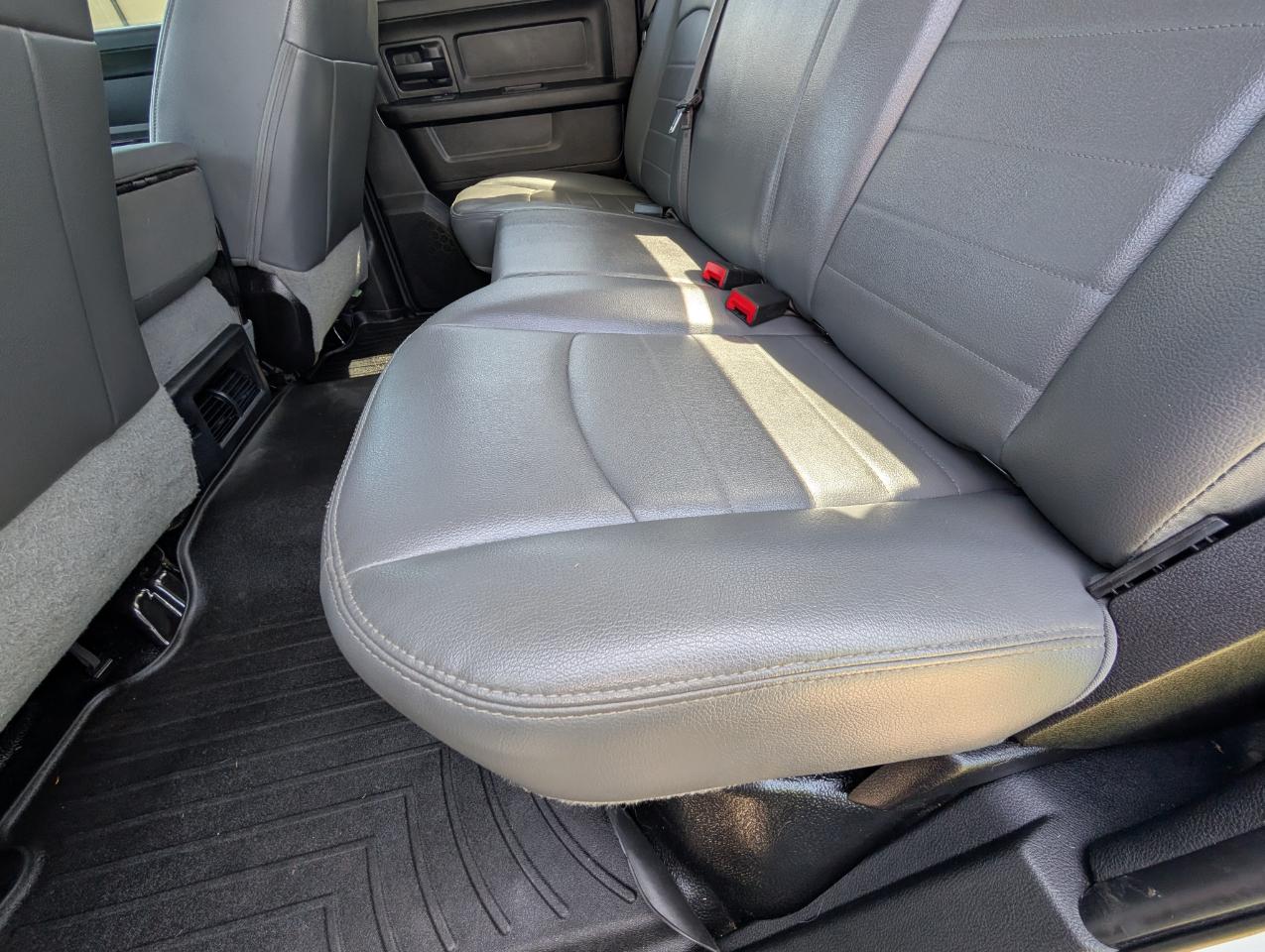 RAM 2500 Tradesman 4x4 Crew Cab 6'4" Box 2018