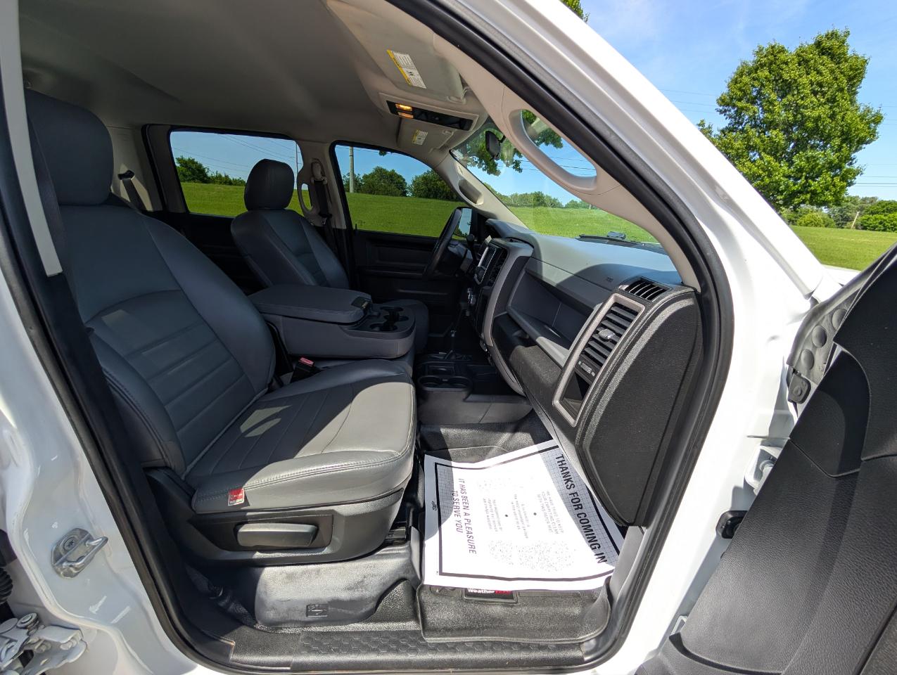 RAM 2500 Tradesman 4x4 Crew Cab 6'4" Box 2018