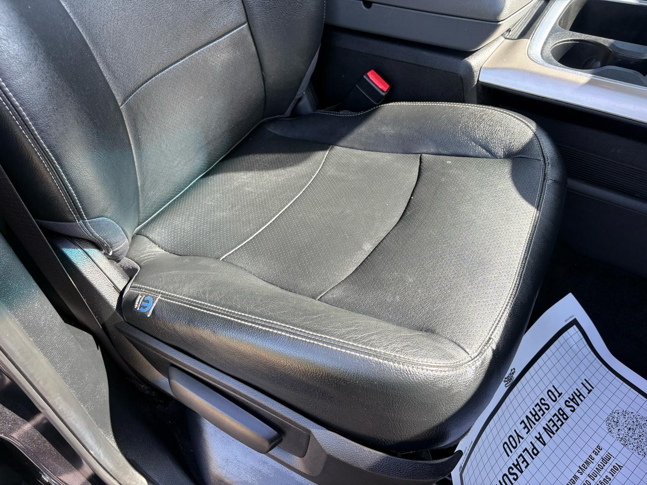 RAM 1500 4WD Crew Cab 140.5" Big Horn 2016