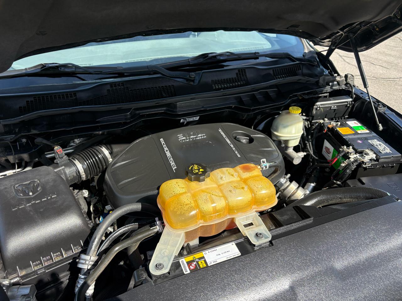 RAM 1500 4WD Crew Cab 140.5" Big Horn 2016