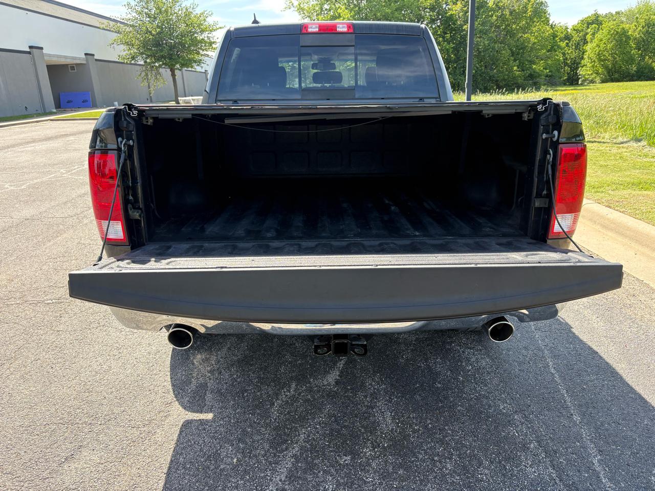 RAM 1500 4WD Crew Cab 140.5" Big Horn 2016