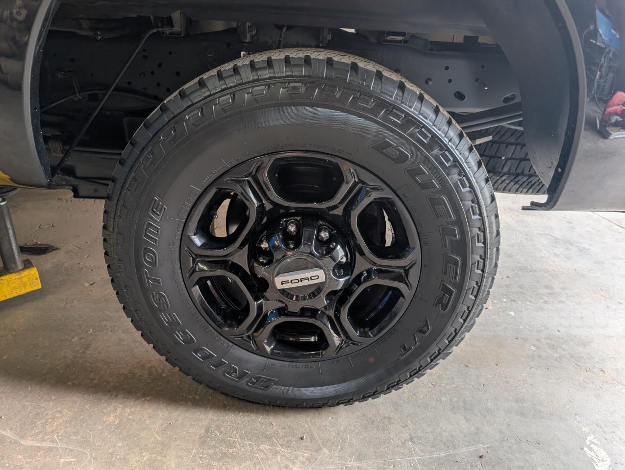 Ford Super Duty F-250 SRW 4WD Crew Cab 156" Lariat 2014