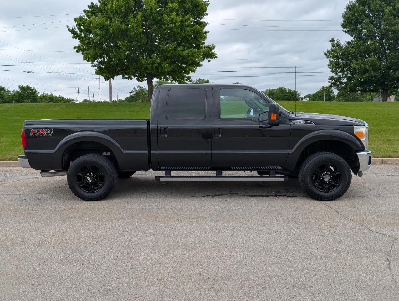 Ford Super Duty F-250 SRW 4WD Crew Cab 156" Lariat 2014