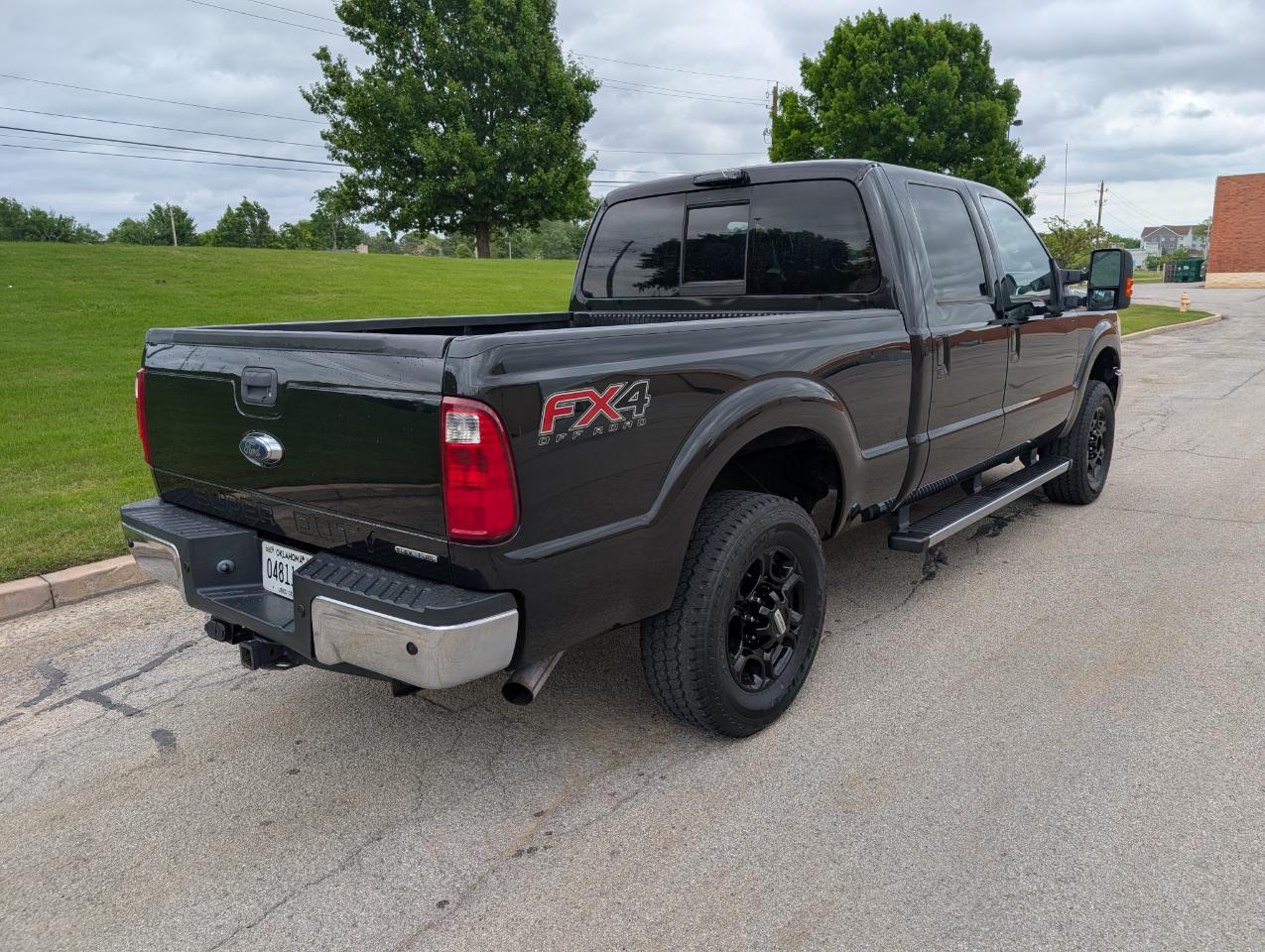 Ford Super Duty F-250 SRW 4WD Crew Cab 156" Lariat 2014