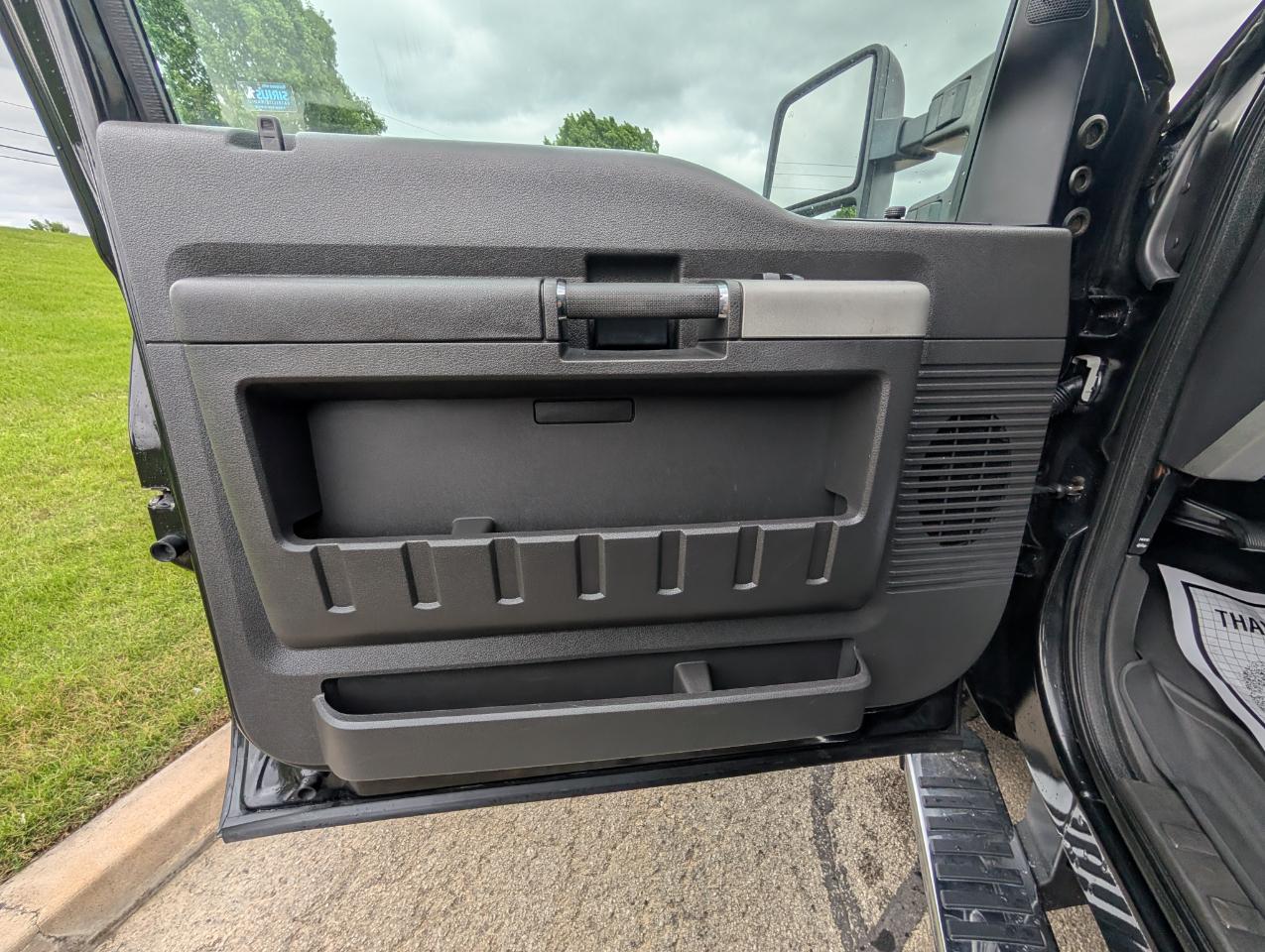 Ford Super Duty F-250 SRW 4WD Crew Cab 156" Lariat 2014