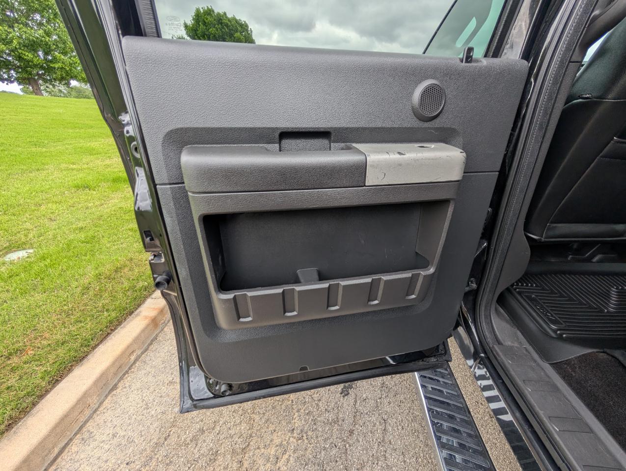 Ford Super Duty F-250 SRW 4WD Crew Cab 156" Lariat 2014