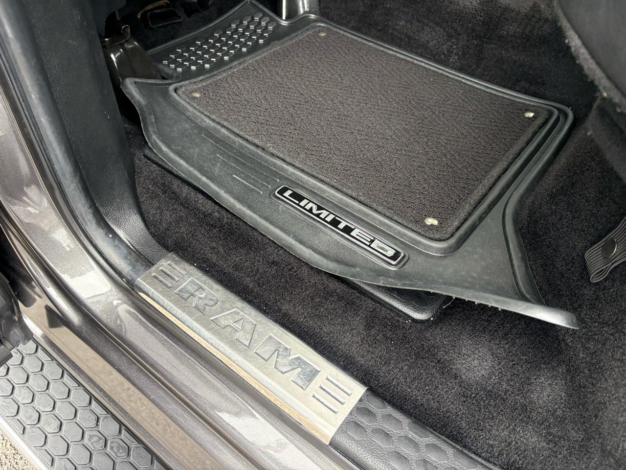 RAM 2500 4WD Crew Cab 149" Longhorn Limited 2014