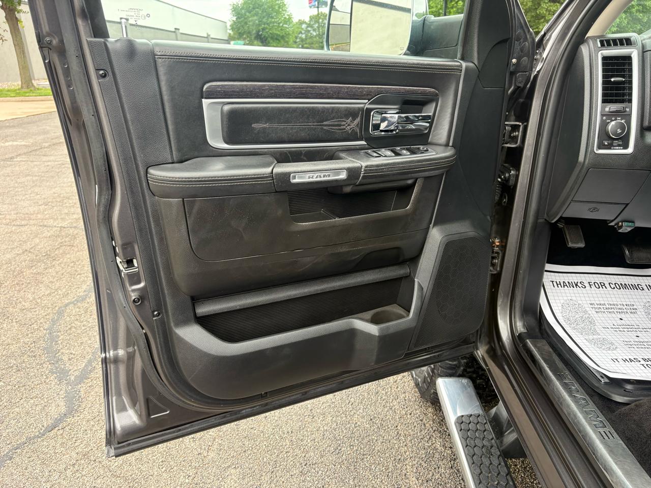 RAM 2500 4WD Crew Cab 149" Longhorn Limited 2014