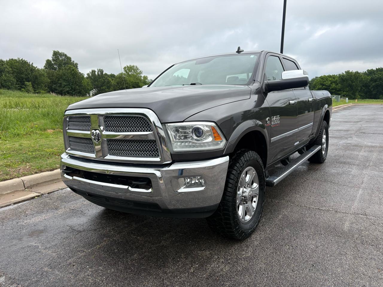 RAM 2500 4WD Crew Cab 149" Longhorn Limited 2014