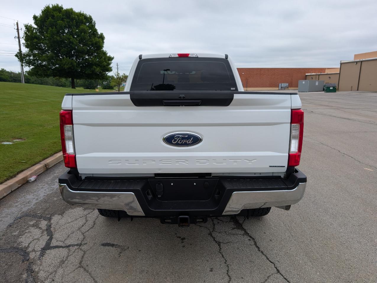 Ford Super Duty F-250 SRW XL 4WD Crew Cab 6.75' Box 2019
