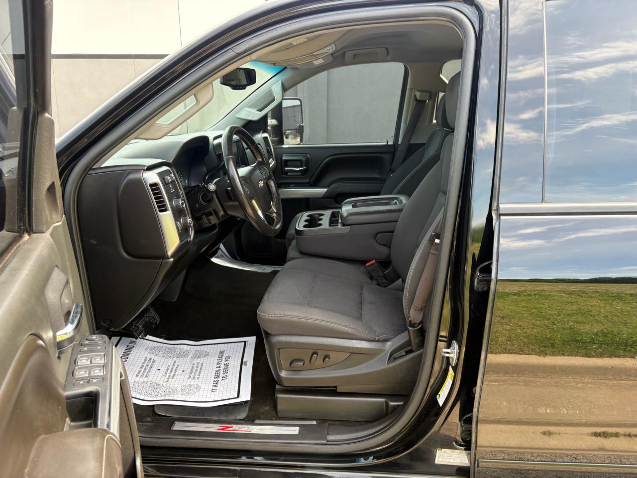 Chevrolet Silverado 2500HD 4WD Double Cab 144.2" LT 2017