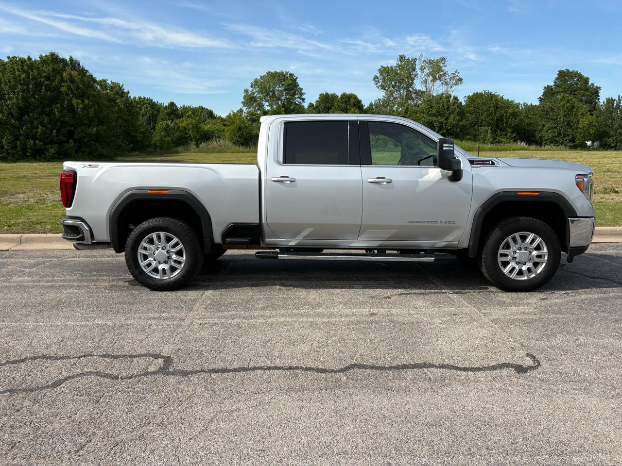 GMC Sierra 2500HD 4WD Crew Cab 159" SLE 2020