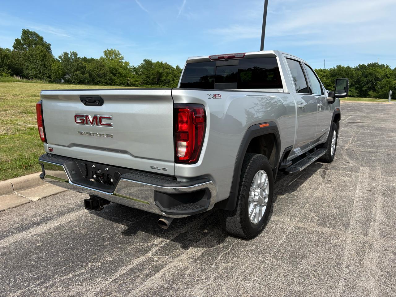 GMC Sierra 2500HD 4WD Crew Cab 159" SLE 2020
