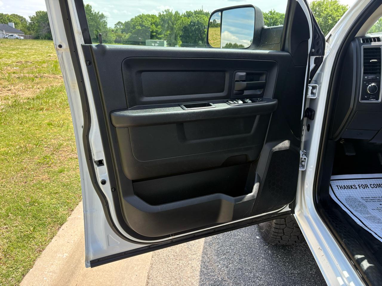 RAM 2500 Tradesman 4x4 Crew Cab 6'4" Box 2018