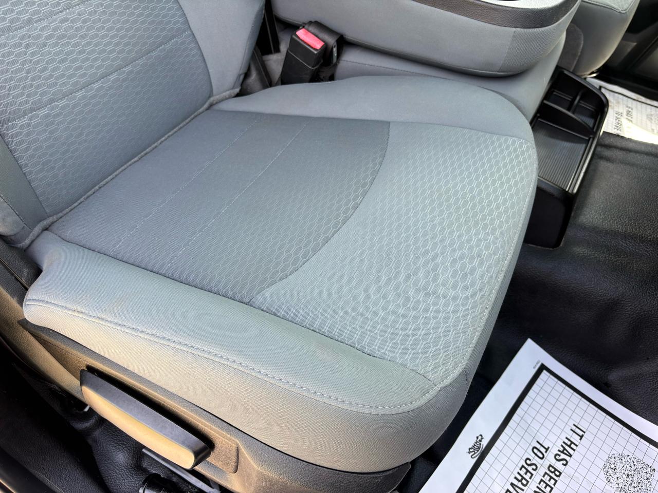 RAM 2500 Tradesman 4x4 Crew Cab 6'4" Box 2018