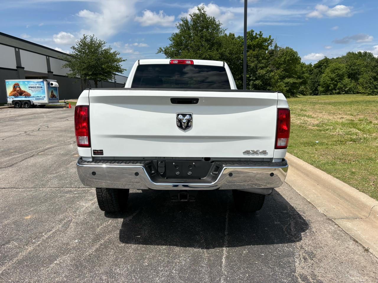 RAM 2500 Tradesman 4x4 Crew Cab 6'4" Box 2018