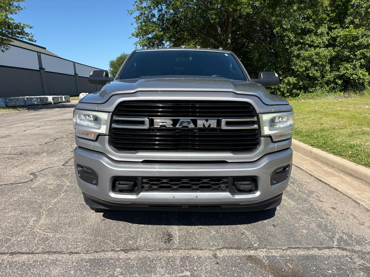 RAM 3500 Big Horn 4x4 Crew Cab 8' Box 2019