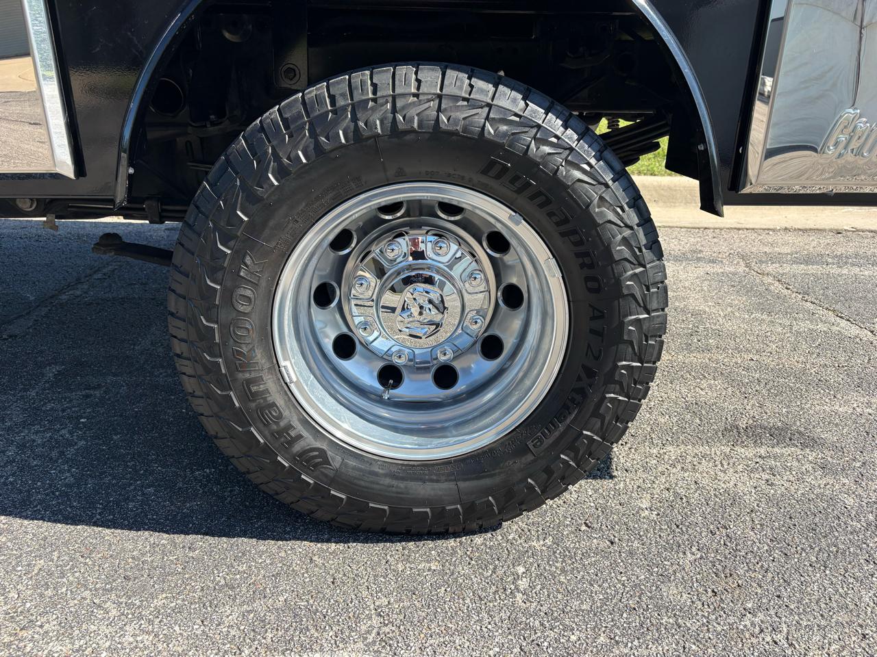 RAM 3500 Big Horn 4x4 Crew Cab 8' Box 2019