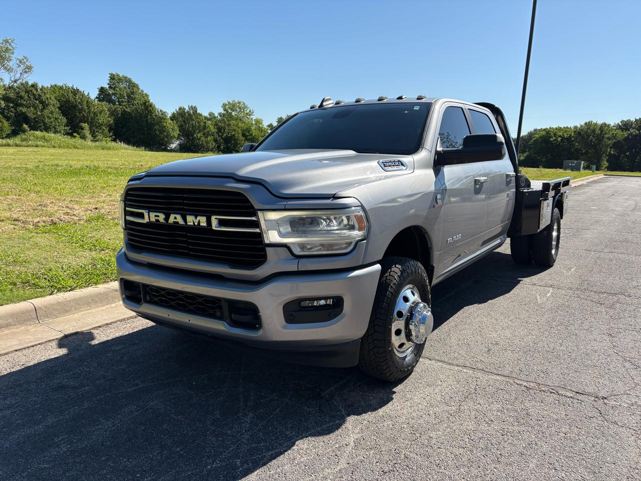 RAM 3500 Big Horn 4x4 Crew Cab 8' Box 2019