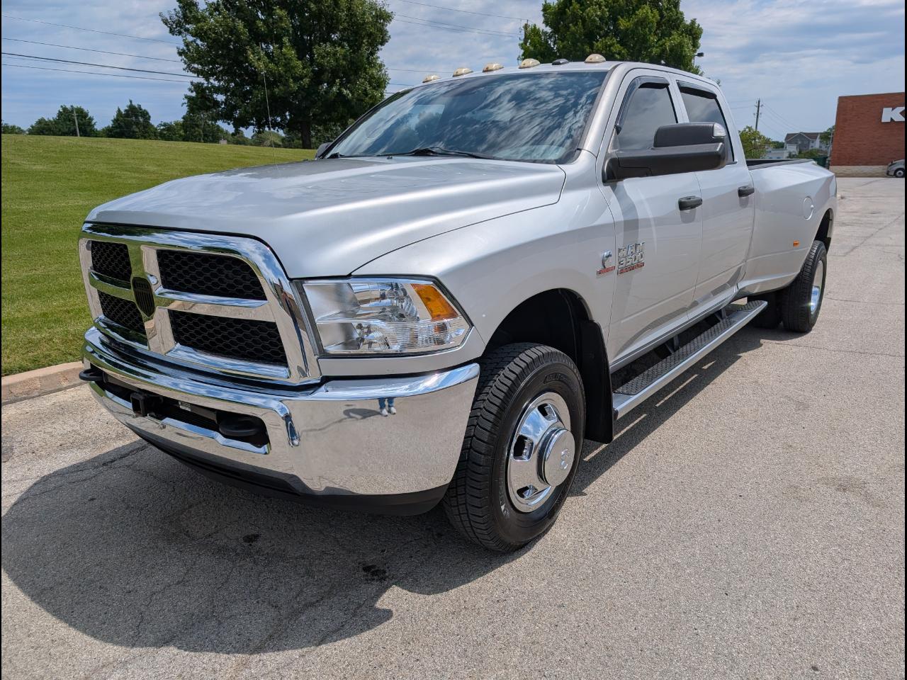 RAM 3500 4WD Crew Cab 169" Tradesman 2015