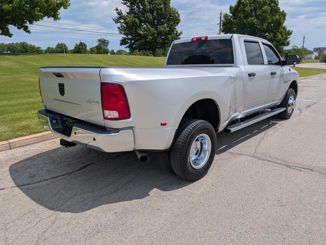 RAM 3500 4WD Crew Cab 169" Tradesman 2015