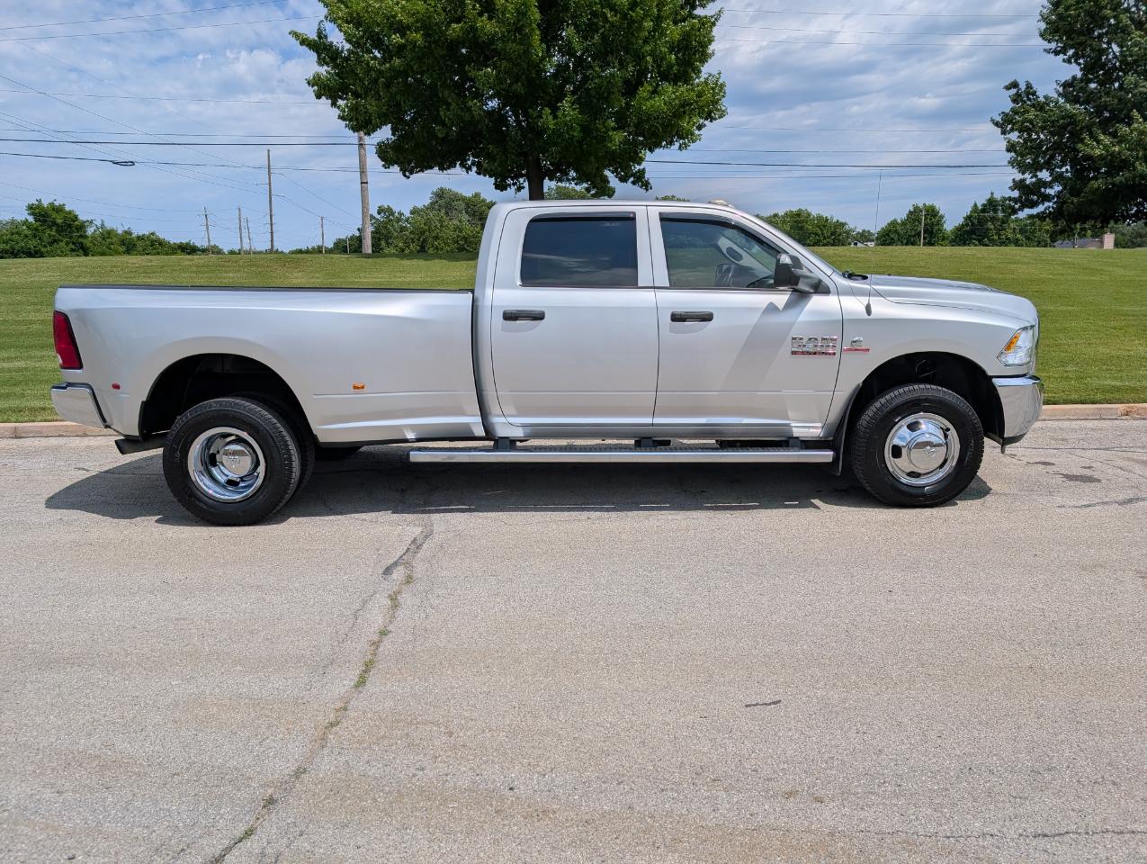 RAM 3500 4WD Crew Cab 169" Tradesman 2015